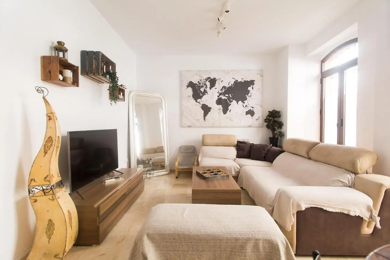 Compas Suites Малага Испания