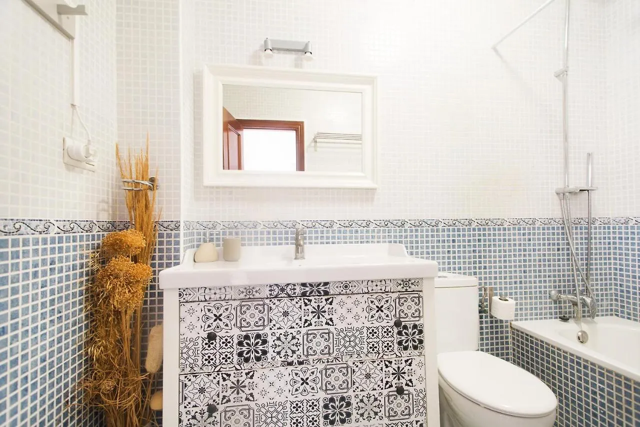 Compas Suites Малага Испания