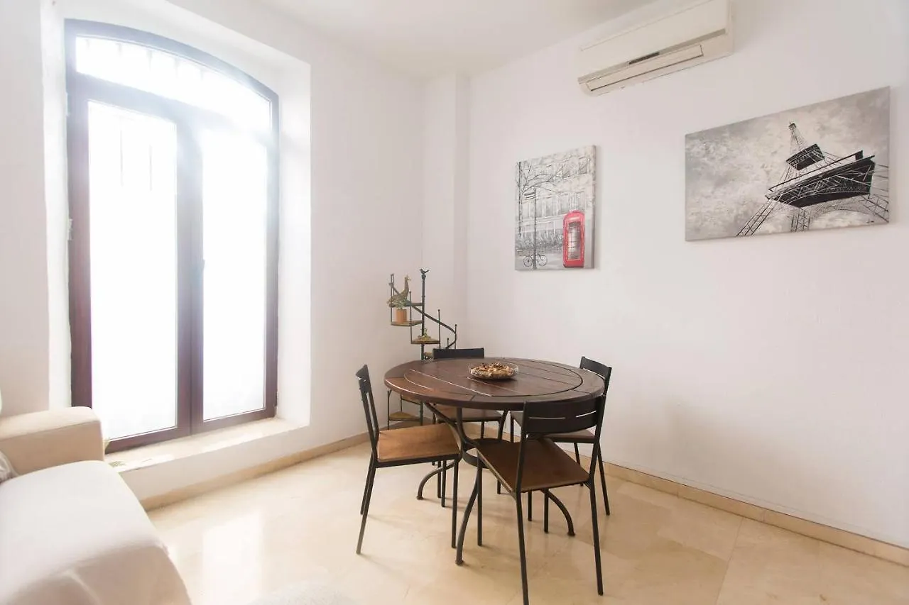 Apartment Compas Suites Malaga